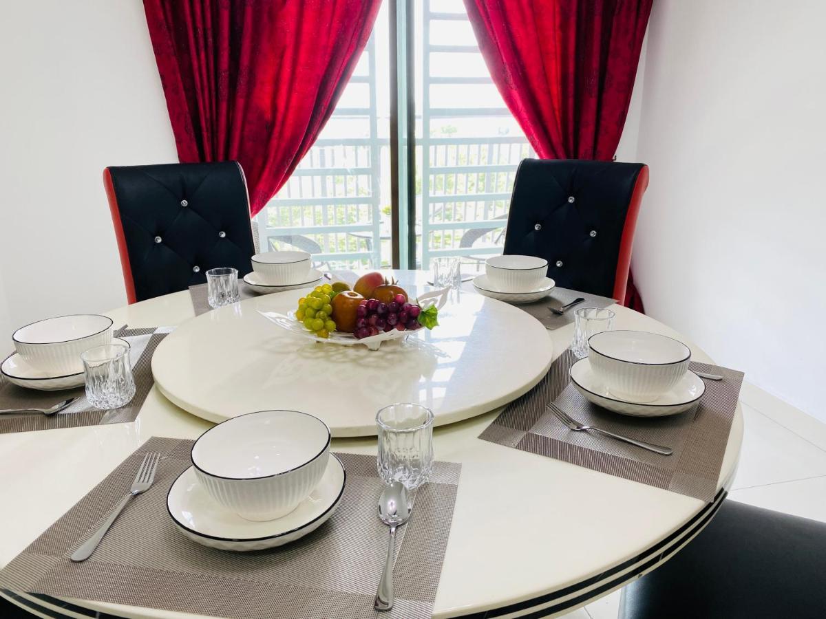 Cozy 1-10 Pax 4Qbeds 2Sbeds Shah Alam Sec7, I-City المظهر الخارجي الصورة